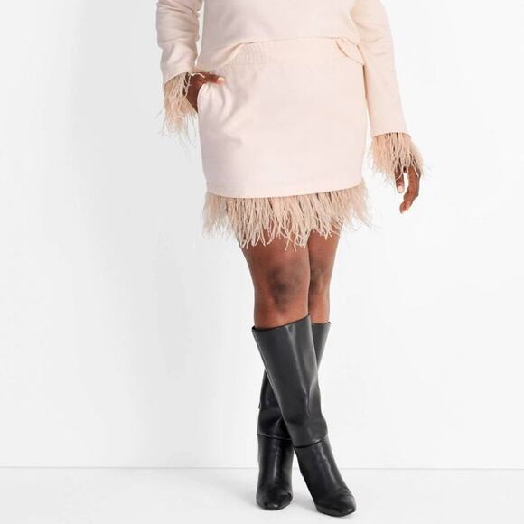 Future Collective Women's High Rise Feather Trim Mini Skirt Light Pink Size 1X - Picture 1 of 6